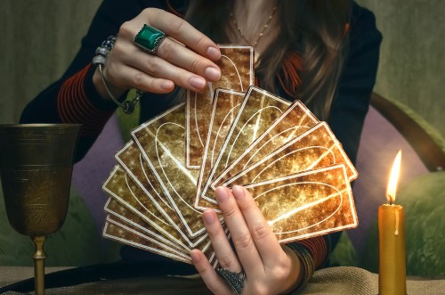 Tarot: Foto: © n_defender / shutterstock / #764563498